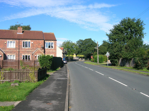Photo 6"x4" Main Street, Riccall Riccall c2011