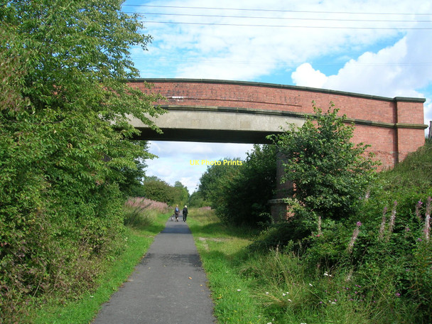 Photo 6"x4" Mount Bridge on the Trans Pennine Trail Stillingfleet c2011