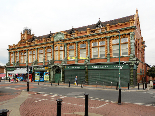 Photo 6"x4" Former Beswick Co-operative Society Assembly Hall Belle Vue\/SJ8796 c2011