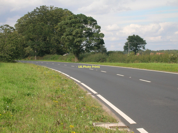 Photo 6"x4" A19 towards York Crockey Hill c2011