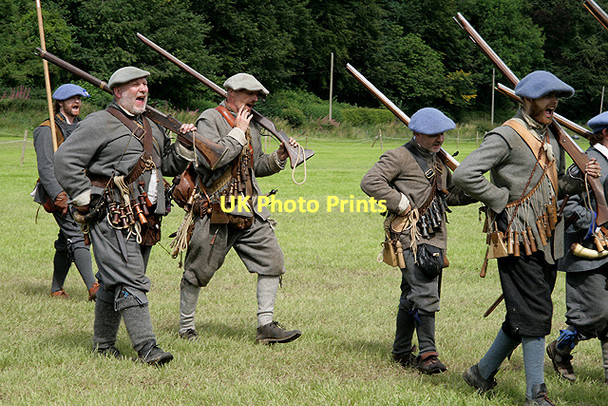 Photo 6"x4" The Battle of Philiphaugh re-enactment, 2011 Selkirk c2011