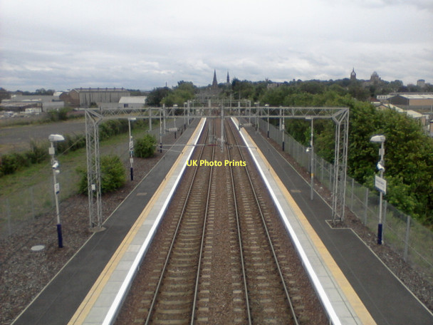 Photo 6"x4" Paisley St. James railway station, looking South-East Paisley c2011