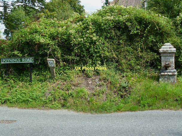 Photo 6"x4" Drinking bowl on Poynings Road opposite Mill Lane Poynings c2011