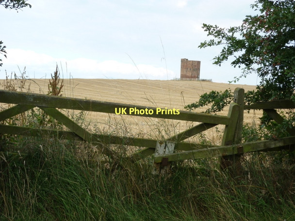Photo 6"x4" Admiral Storr's Tower, from Tower Road Hilston c2011