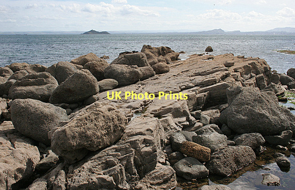 Photo 6"x4" Limestone Layers and Lava Lumps Kinghorn\/NT2686 c2011