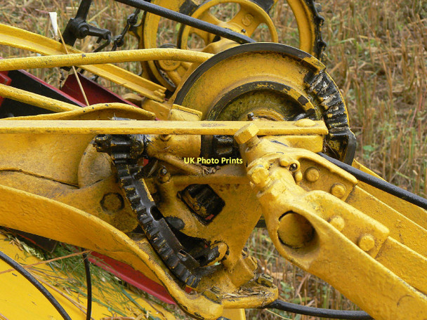 Photo 6"x4" Reaper and binder detail - 6 Calverton\/SK6149 c2011