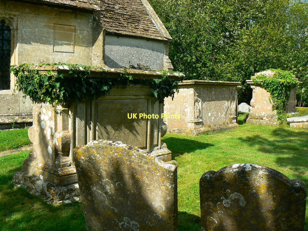 Photo 6"x4" Tombs and gravestones, Church of St James, Cherhill Cherhill c2011