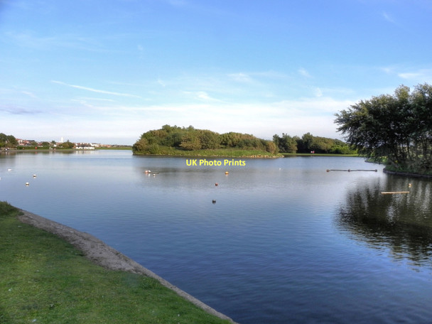 Photo 6"x4" Fairhaven Lake Lytham St Anne's c2011 P1