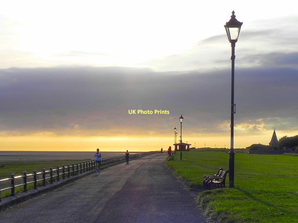 Photo 6"x4" Jogging on the Promenade Lytham St Anne's c2011