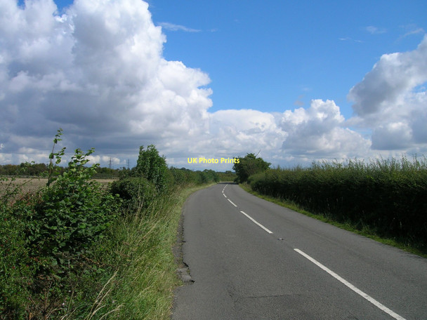 Photo 6"x4" Field Lane heading east Guilthwaite c2011