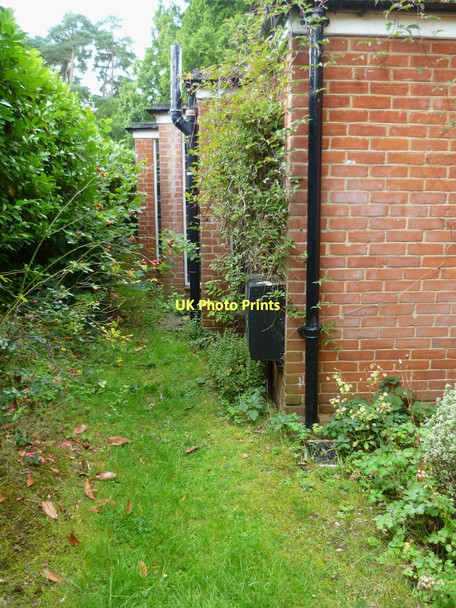 Photo 6"x4" Narrow footpath west of Cranleigh Cranleigh c2011