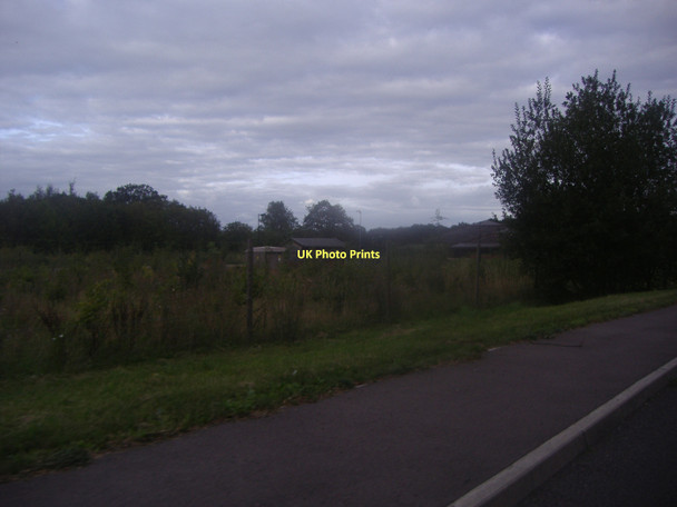 Photo 6"x4" Fields and buildings by New Pond Road, Binscombe Broadford\/SU9946 c2011