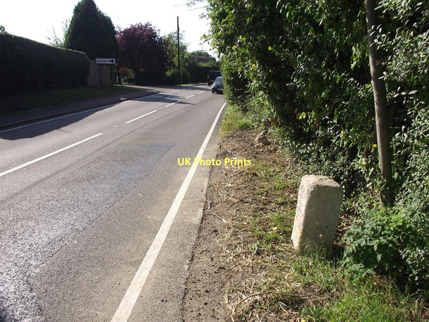 Photo 6"x4" 62 Miles From london Stonely c2011