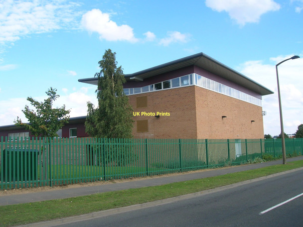 Photo 6"x4" School on Hill Top Road, Conisbrough Conisbrough c2011