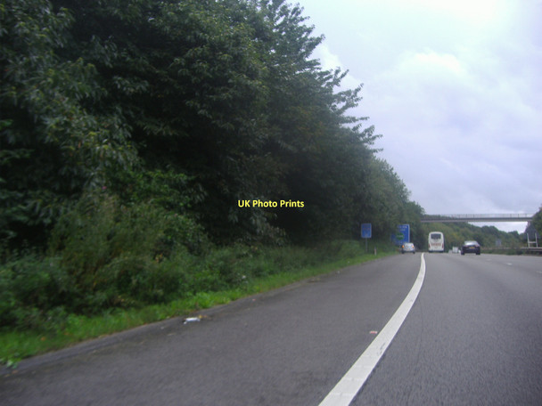 Photo 6"x4" The M25 sliproad to Badgers Mount Maypole\/TQ4963 c2011