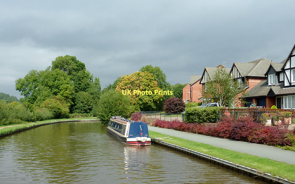 Photo 6"x4" Canalside housing at Stone, Staffordshire Stone\/SJ9034 c2011