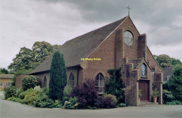 Photo 6"x4" Medstead St Lucy's Convent Chapel Medstead c2011