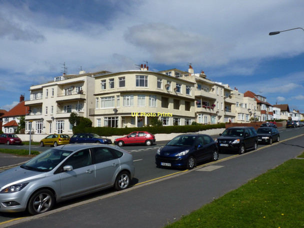 Photo 6"x4" Houses and apartments, Limekiln Lane, Bridlington Bridlington c2011