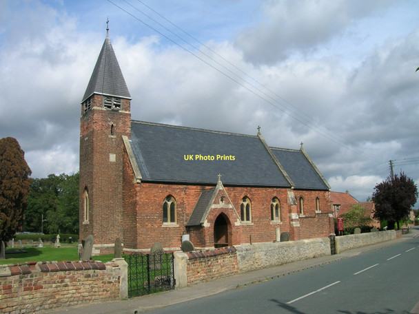 Photo 6"x4" Church of The Holy Trinity, Sykehouse Sykehouse c2011
