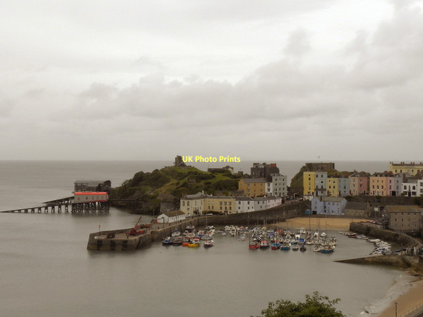 Photo 6"x4" Tenby Harbour and Castle Hill Tenby\/Dinbych-y-pysgod c2011