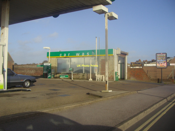 Photo 6"x4" Car wash at BP garage by Claremont Road Seaford c2011