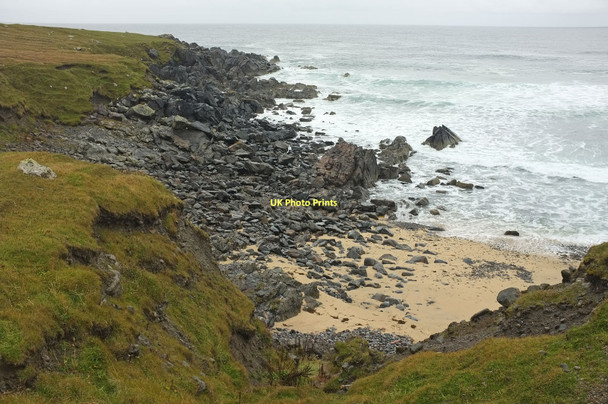 Photo 6"x4" Small beach east of Rubha Gharsan Siabost bho Thuath c2011