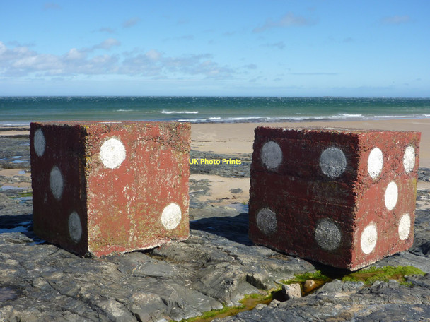 Photo 6"x4" Coastal Northumberland : Three-Two-Four-Five on Harkess Rocks, Bamburgh Bamburgh c2011
