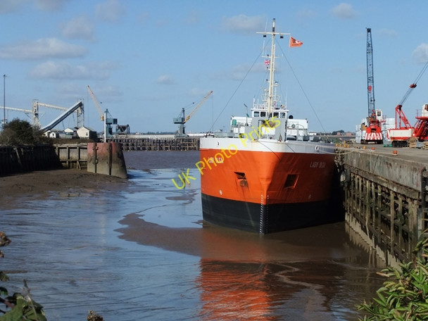 Photo 6"x4" New Holland Dock New Holland\/TA0823 c2009