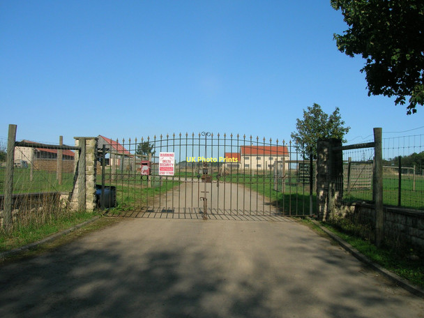 Photo 6"x4" Farm entrance off Grange Lane Burghwallis c2011