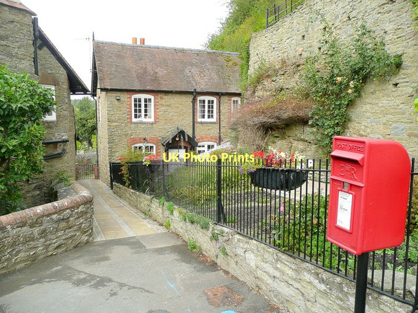 Photo 6"x4" Cottages at Dinham Ludlow c2011