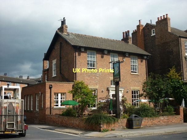 Photo 6"x4" The Crystal Palace public house York\/SE5951 c2011