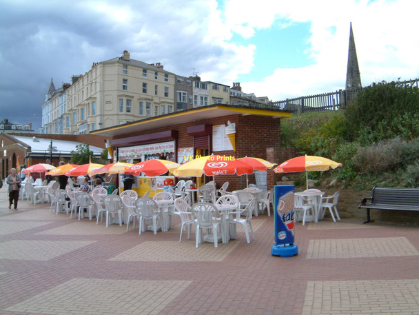 Photo 6"x4" Promenade Cafe, Bridlington Bridlington c2011