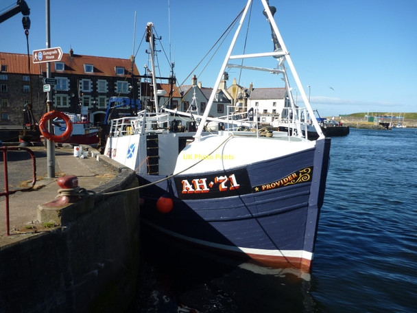 Photo 6"x4" Coastal Berwickshire : AH71 Provider at Eyemouth Eyemouth c2011