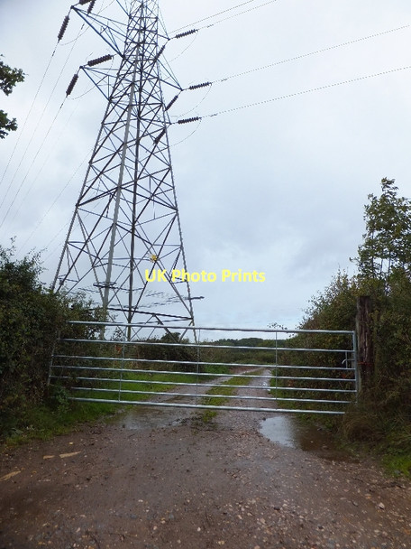 Photo 6"x4" Pylon beside Saundercroft Road Jack-in-the-Green c2011