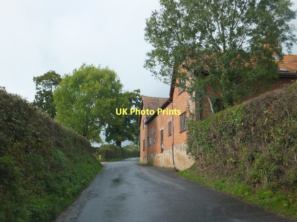 Photo 6"x4" Lashbrook Farm and minor road Newtown\/SY0699 c2011