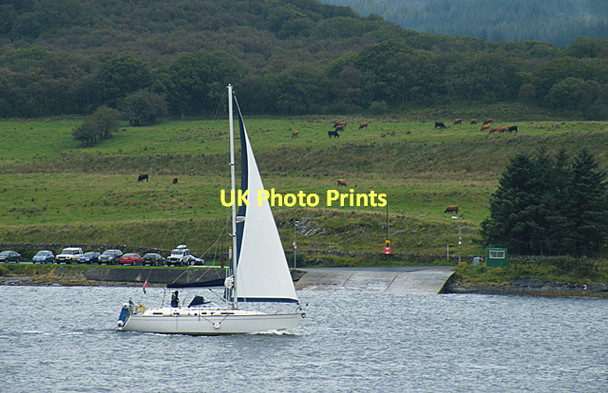 Photo 6"x4" Yacht at Rhubodach Colintraive c2011