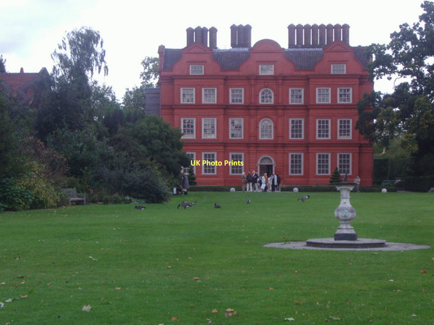 Photo 6"x4" Kew Palace Brentford c2011