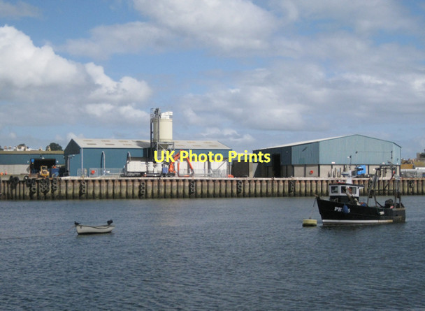 Photo 6"x4" On the Salty: 10  Teignmouth c2011