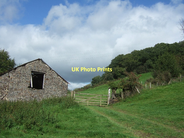 Photo 6"x4" Exe Valley Way passing old barn on Hulverton Hill Brushford\/SS9225 c2011