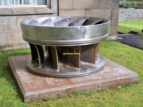 Photo 6"x4" Francis Turbine Runner, Sloy Hydro Electric Power Station Inveruglas c2011