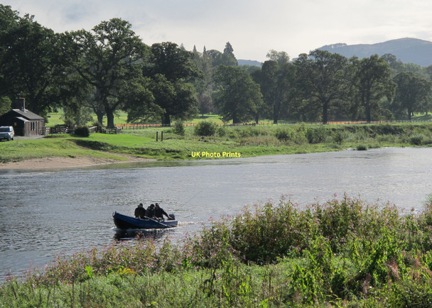 Photo 6"x4" River Tay at Woody Island Muirton\/NO1025 c2011