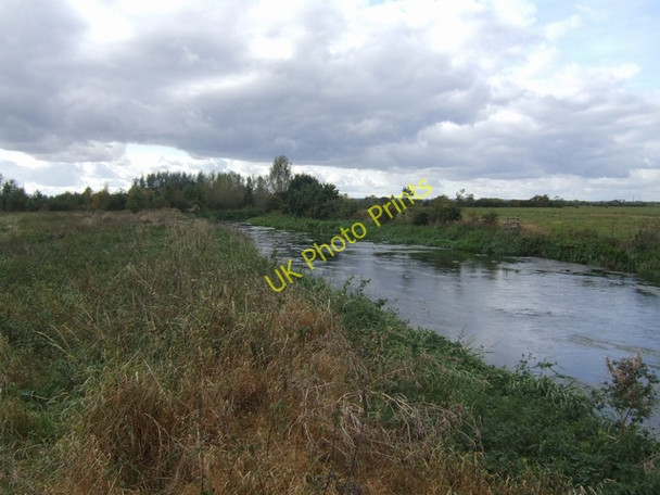 Photo 6"x4" River Trent upstream of A38 bridge Wychnor Bridges c2009