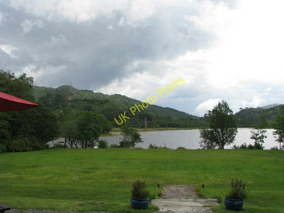 Photo 6"x4" Head of Loch Sheil and Glenfinnan monument Glenfinnan c2009