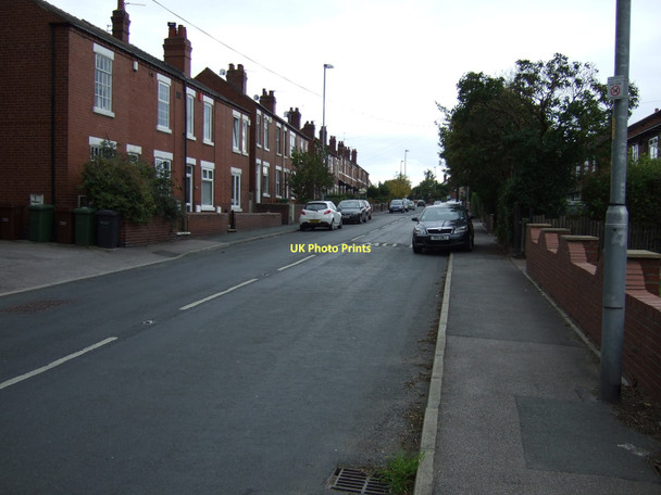 Photo 6"x4" Oakenshaw lane Walton\/SE3517 c2011