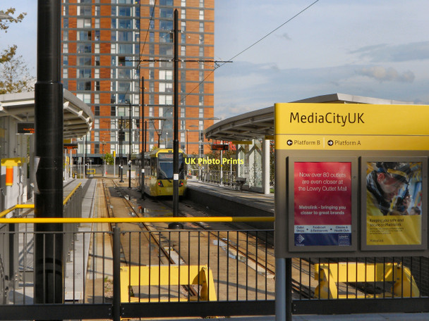 Photo 6"x4" Media CityUK Metrolink Station Salford\/SJ8098 c2011
