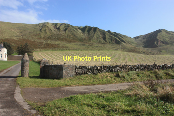 Photo 6"x4" Landscape by Dun-Alluin Port Corbert c2011