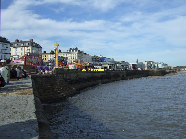 Photo 6"x4" Sea wall, Bridlington Bridlington c2011
