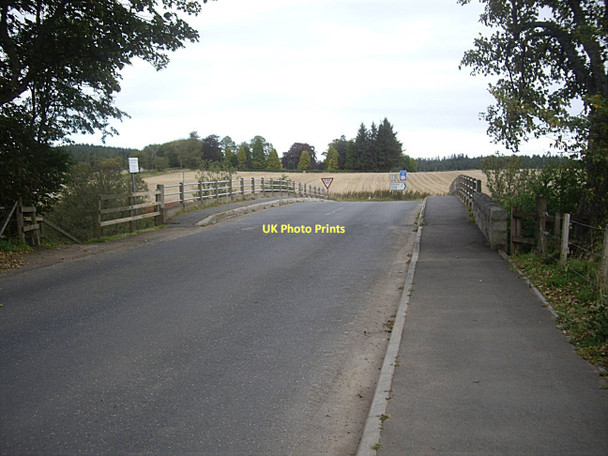 Photo 6"x4" Bridge of Gibston Huntly c2011