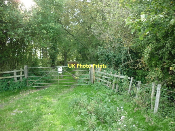 Photo 6"x4" The Centenary Way joins the road to Birdsall Birdsall c2011