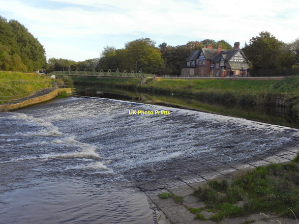 Photo 6"x4" River Mersey, Northenden Weir Gatley c2011